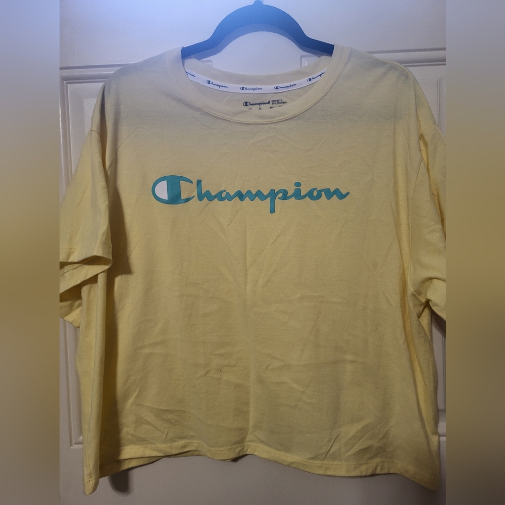 Champion athletic tee-shirt